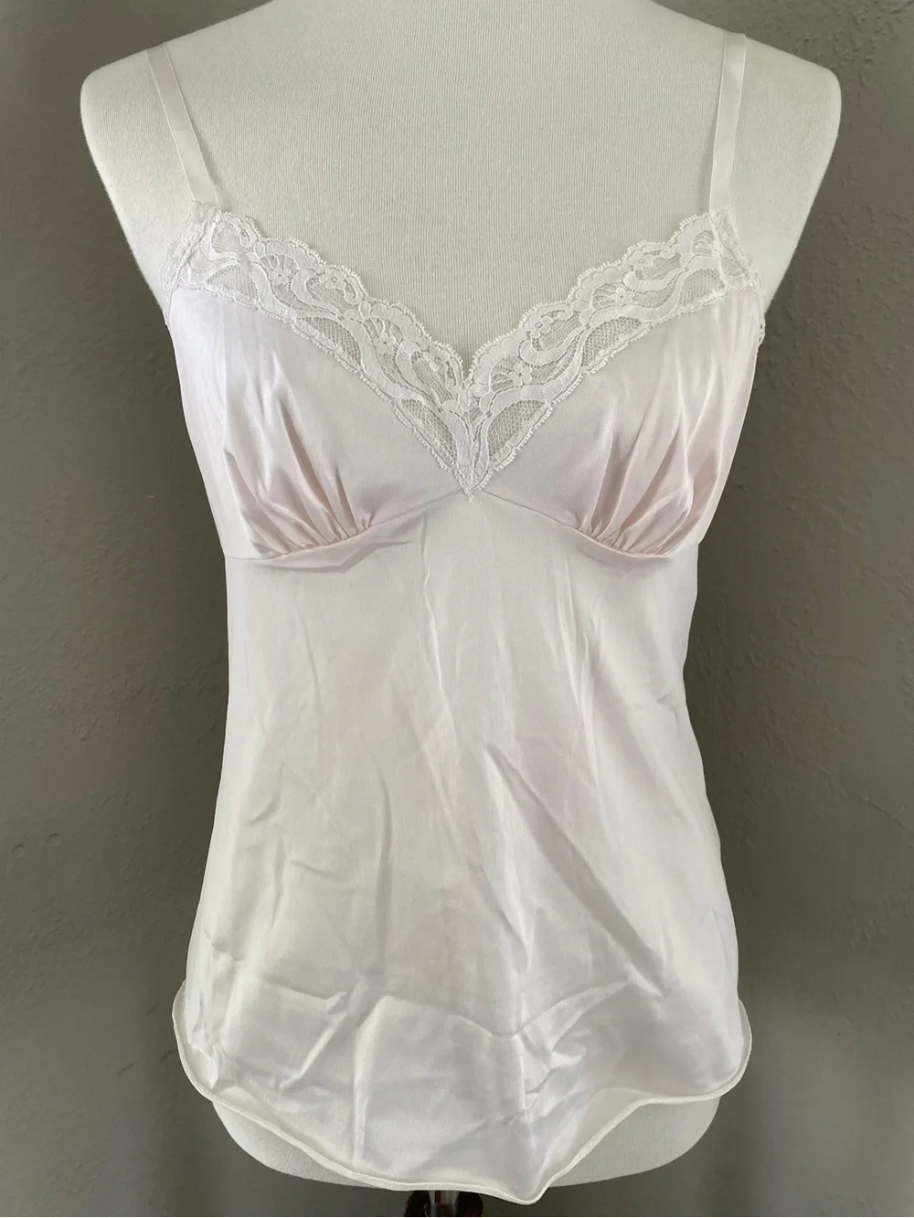 Vtg Pale Pink Lace Lingerie Ruched Camisole Coquette Balletcore Feminine Romance